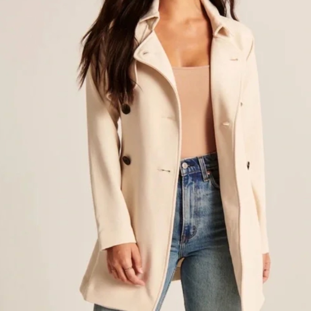 Abercrombie &Fitch Women’s Trench,   brand new, size Medium